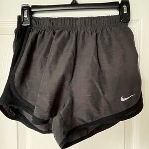 Nike Dri-FIT Tempo running shorts